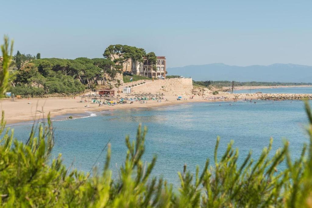Apartamento Cala Montgo L' Escala Extérieur photo